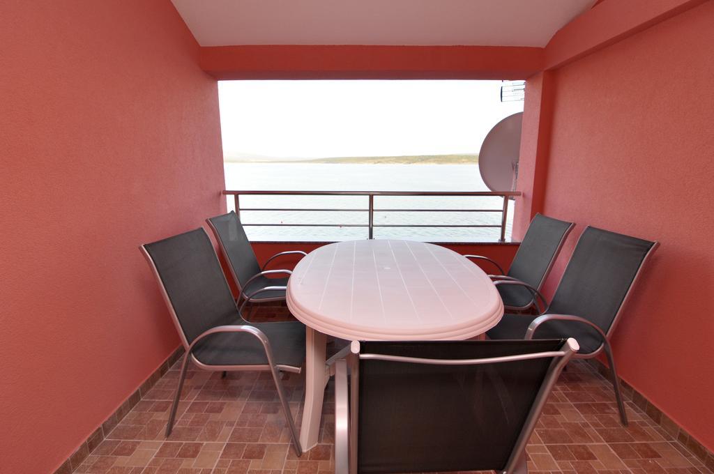 Apartments Marija - Maslenica - First Line To The Sea Pokoj fotografie