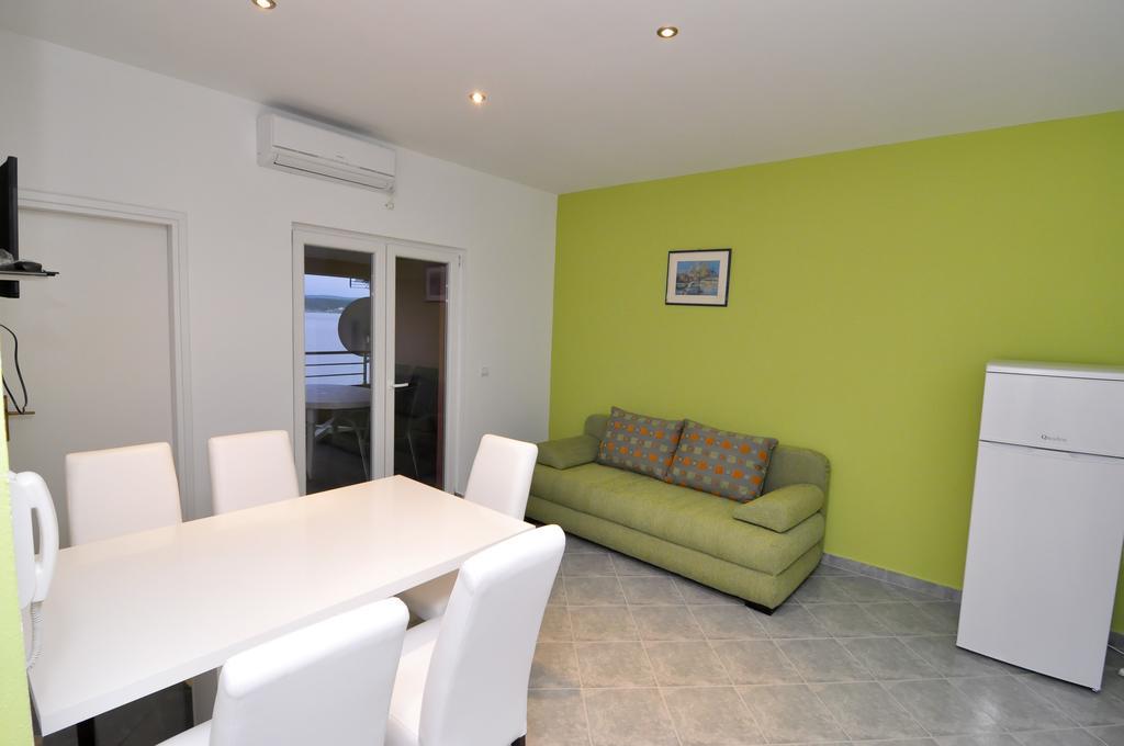Apartments Marija - Maslenica - First Line To The Sea Exteriér fotografie