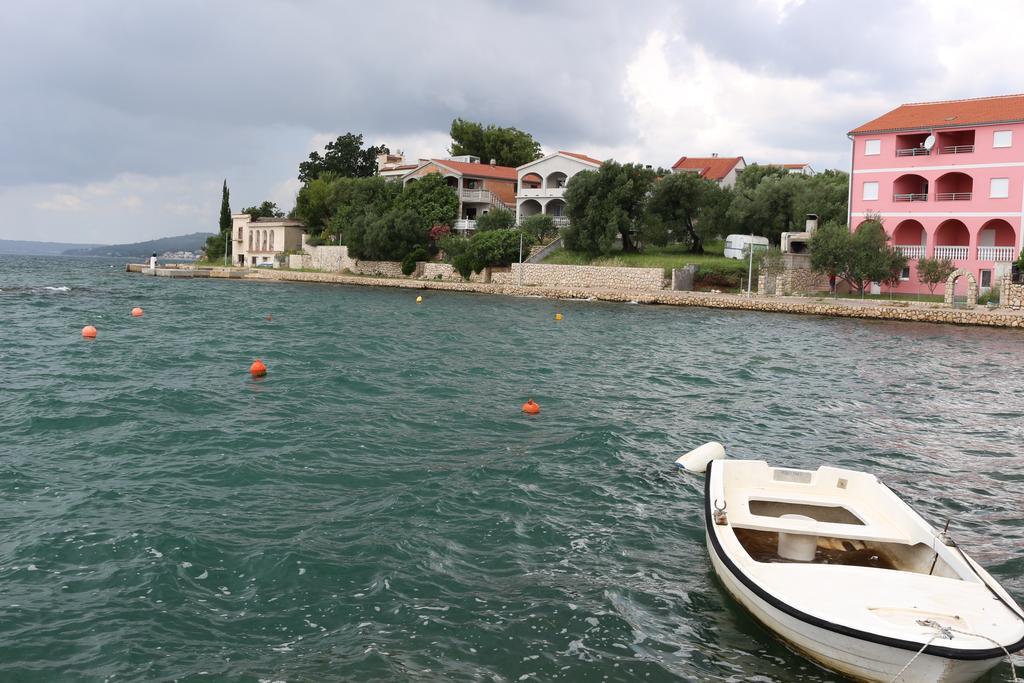 Apartments Marija - Maslenica - First Line To The Sea Exteriér fotografie
