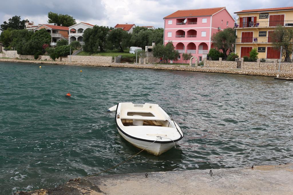Apartments Marija - Maslenica - First Line To The Sea Exteriér fotografie