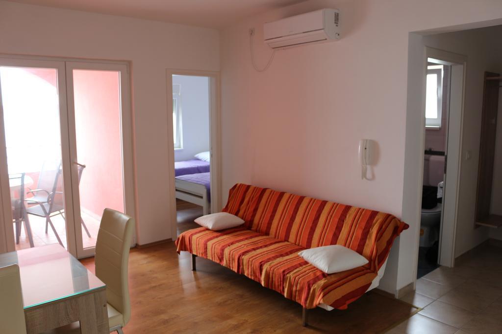 Apartments Marija - Maslenica - First Line To The Sea Exteriér fotografie