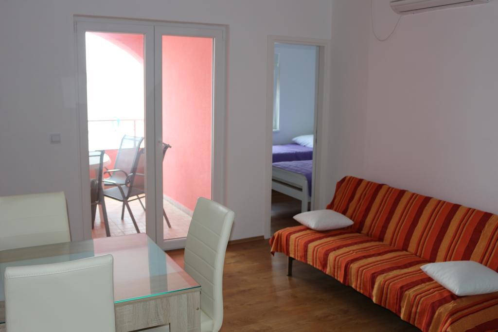 Apartments Marija - Maslenica - First Line To The Sea Exteriér fotografie